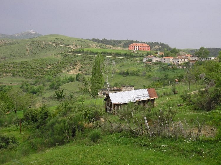 View over the settlement of Buz