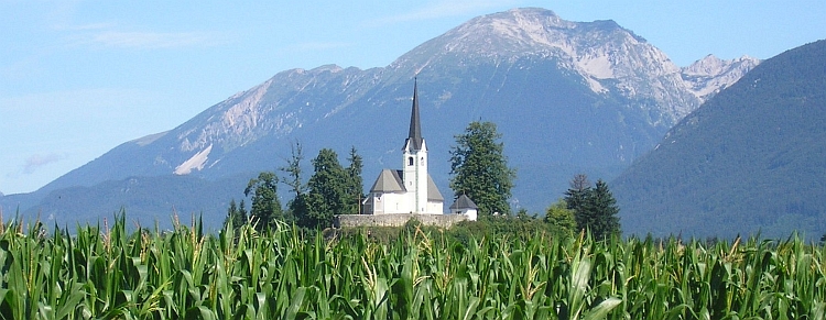 Kerk in de Sava Vallei, Slovenië