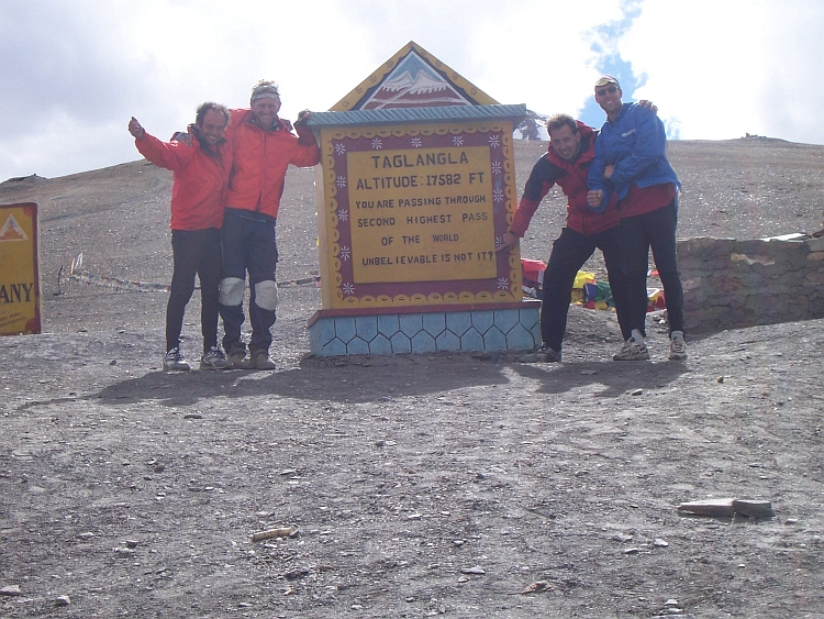 Celebrating the succesful ascent of 5.300 meter high Tanglang La. Now only downhill...