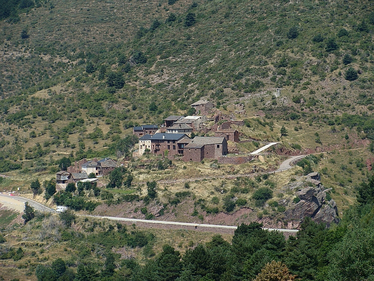 Rubió, at the beginning of the dirt road to the Torreta de l'Orri