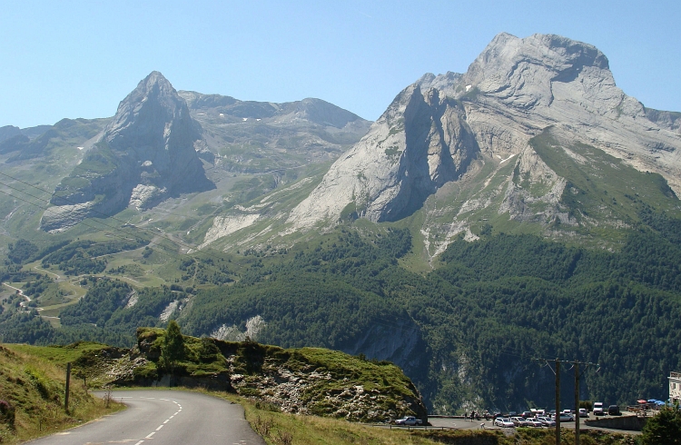 On the way to the Col d'Aubisque